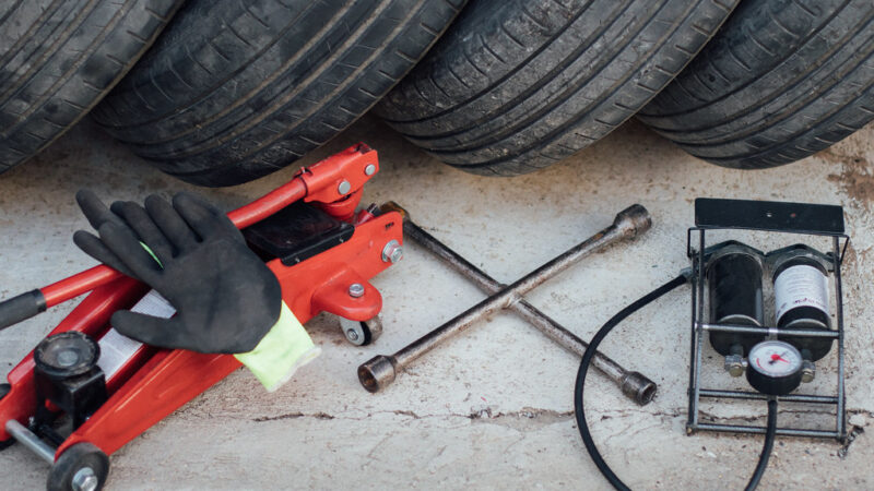 Best Jack For Lifted Trucks